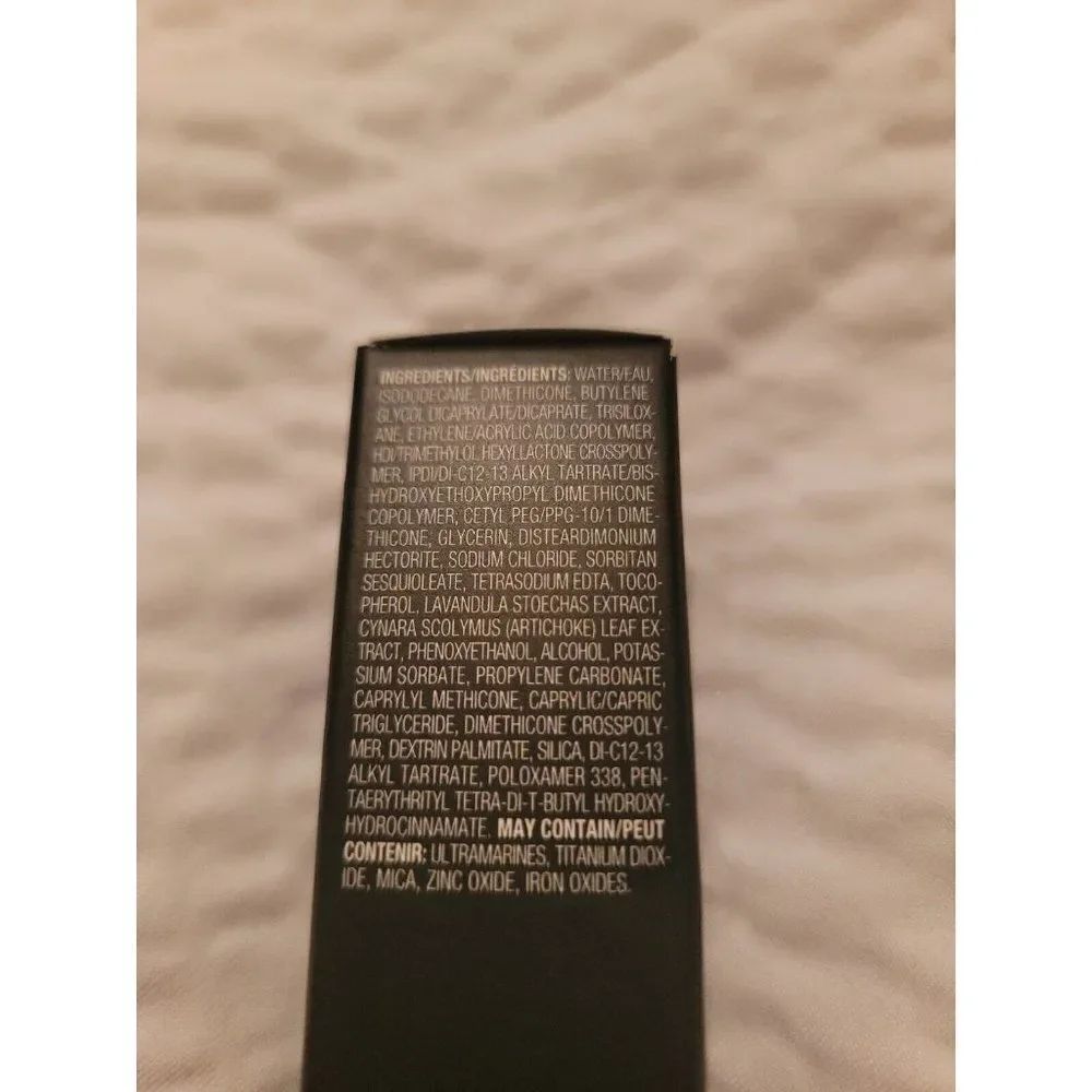 Avon Cashmere Complexion Longwear Foundation - Color: Cannoli DISCONTINUED